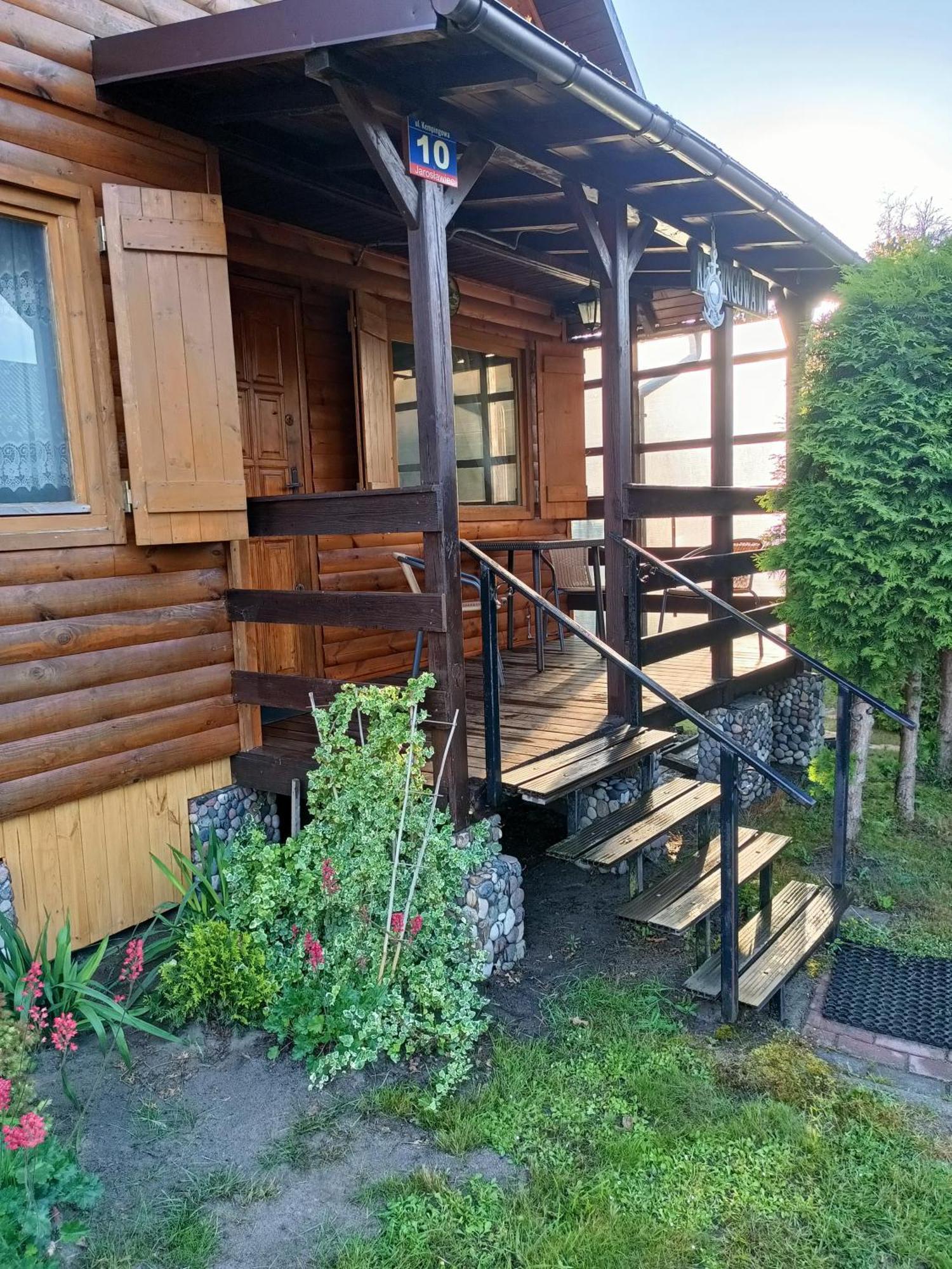 Harnasiowa Chatka Jarosławiec Exterior foto