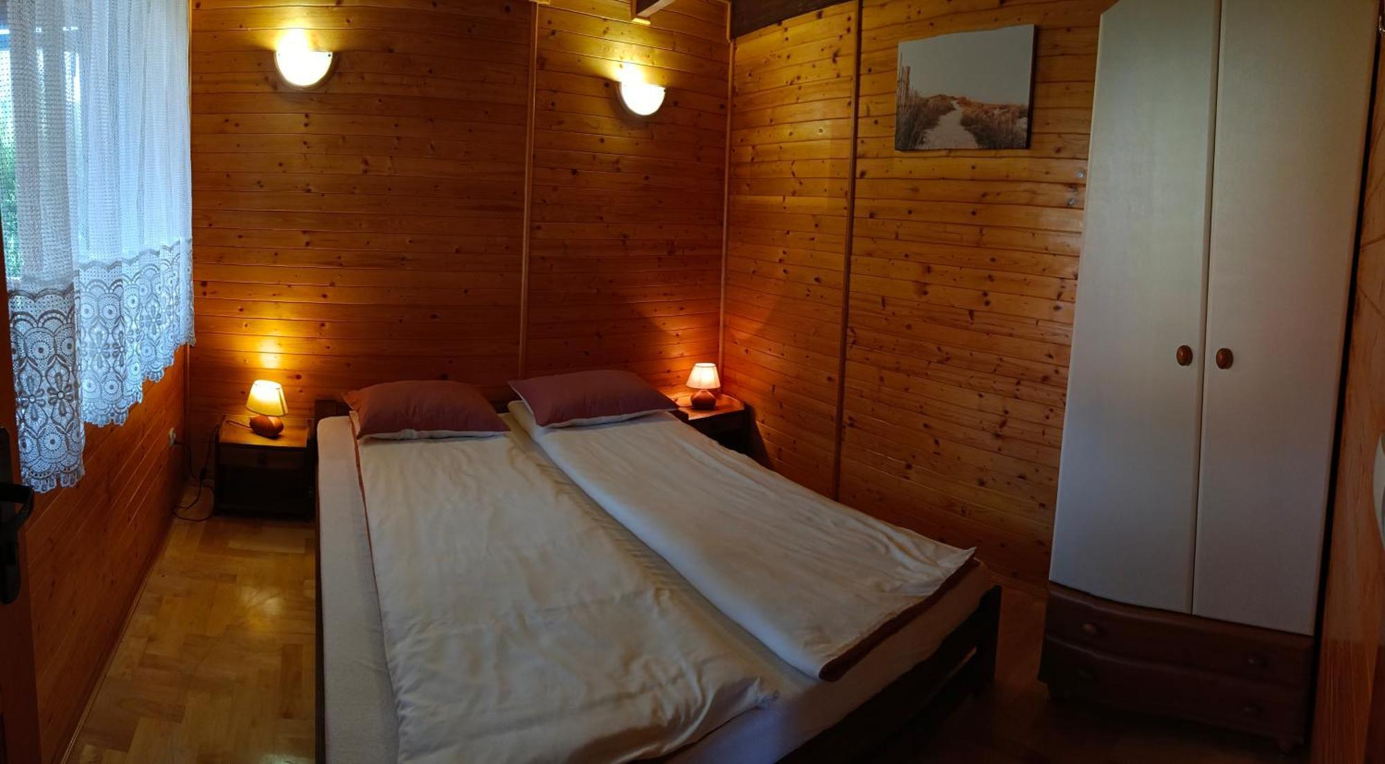 Harnasiowa Chatka Jarosławiec Exterior foto