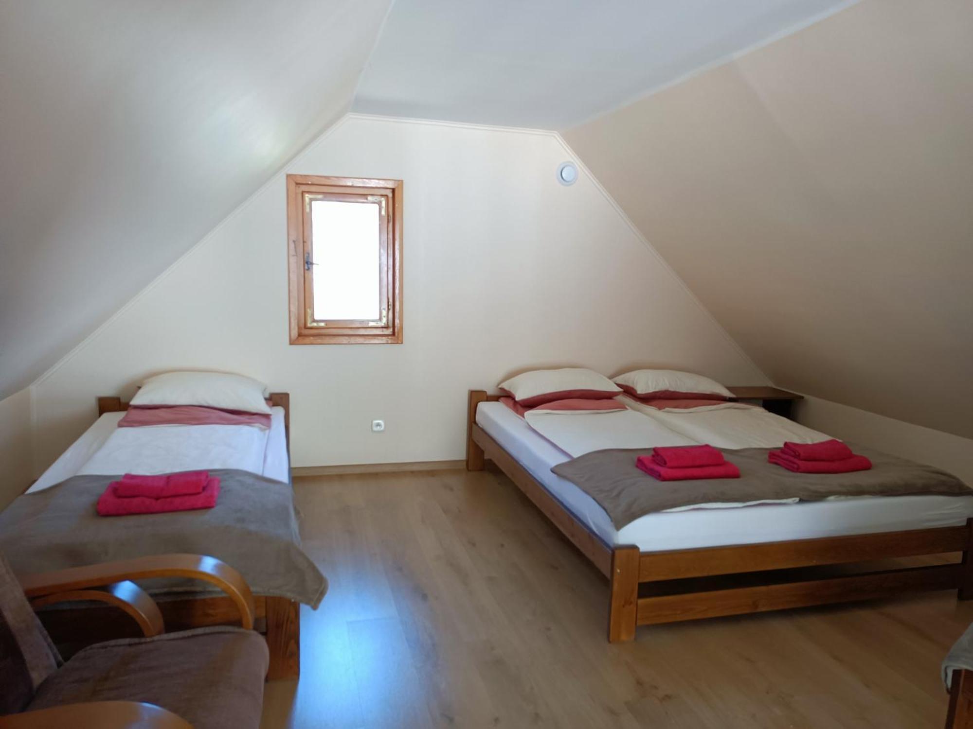 Harnasiowa Chatka Jarosławiec Habitación foto
